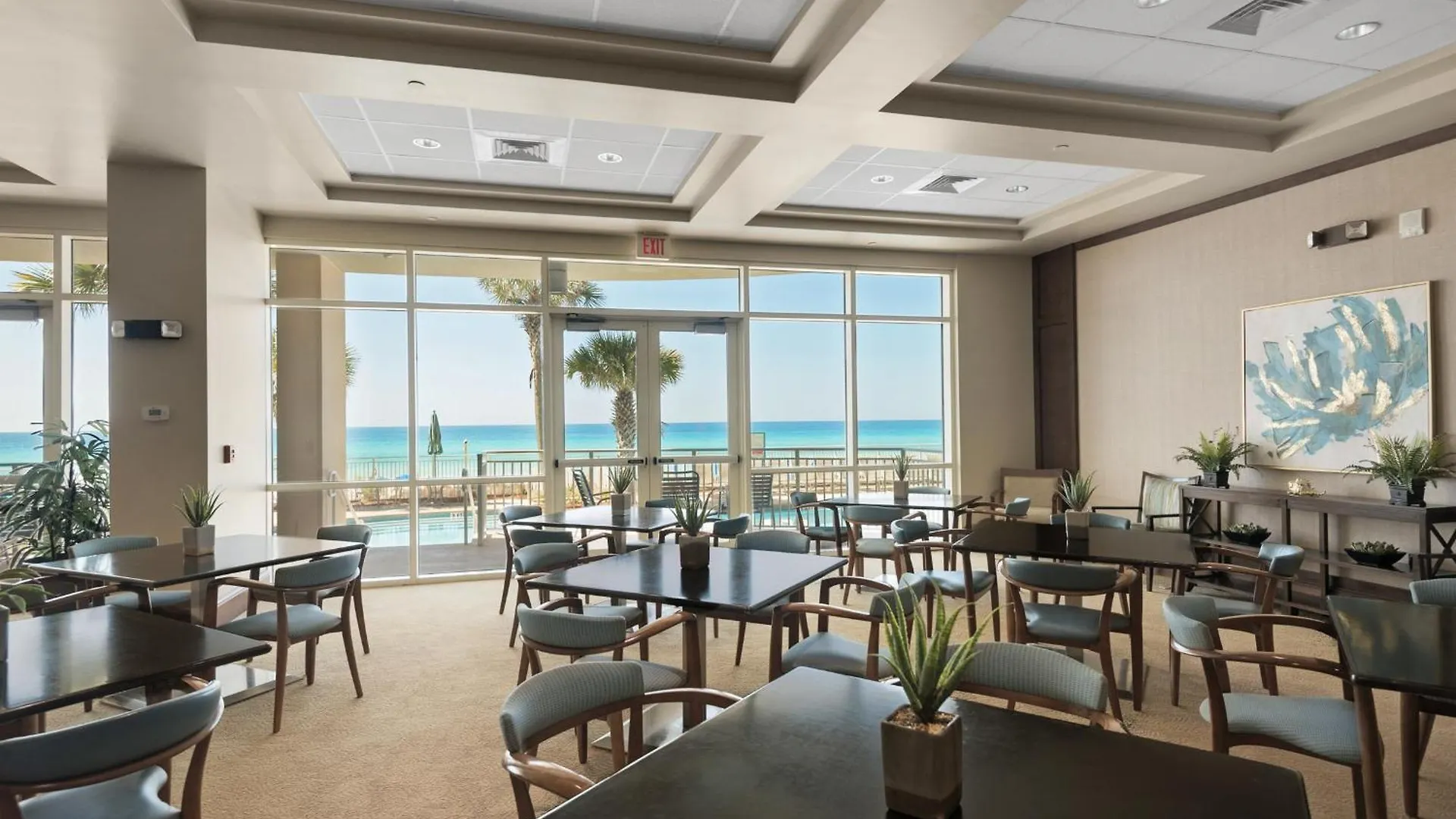 Aqua Resort 711 By Emerald Coast Retreats Panama City Beach United States