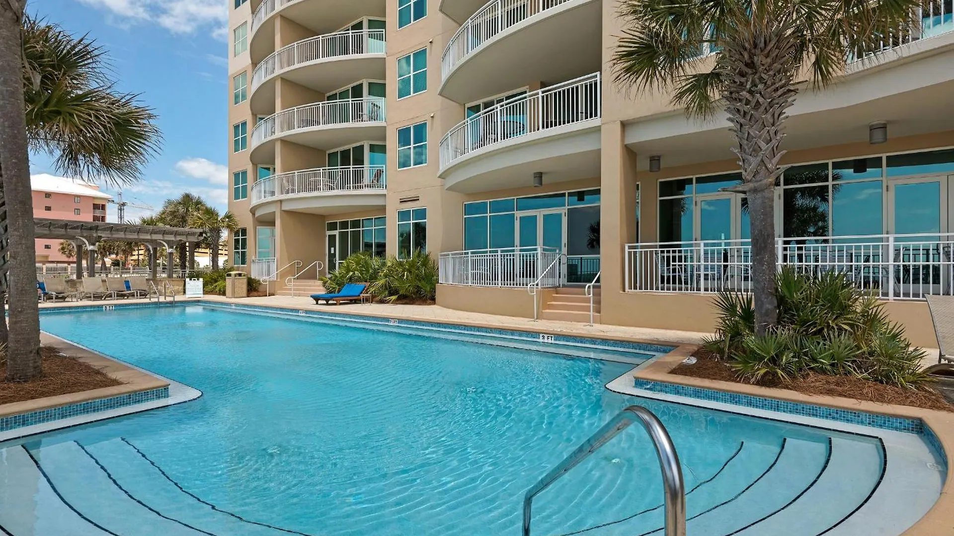 Aqua Resort 711 By Emerald Coast Retreats Panama City Beach 0*,  United States