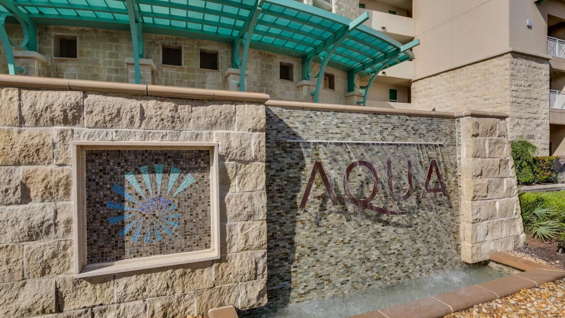 Aqua Resort 711 By Emerald Coast Retreats Panama City Beach 0*,  United States