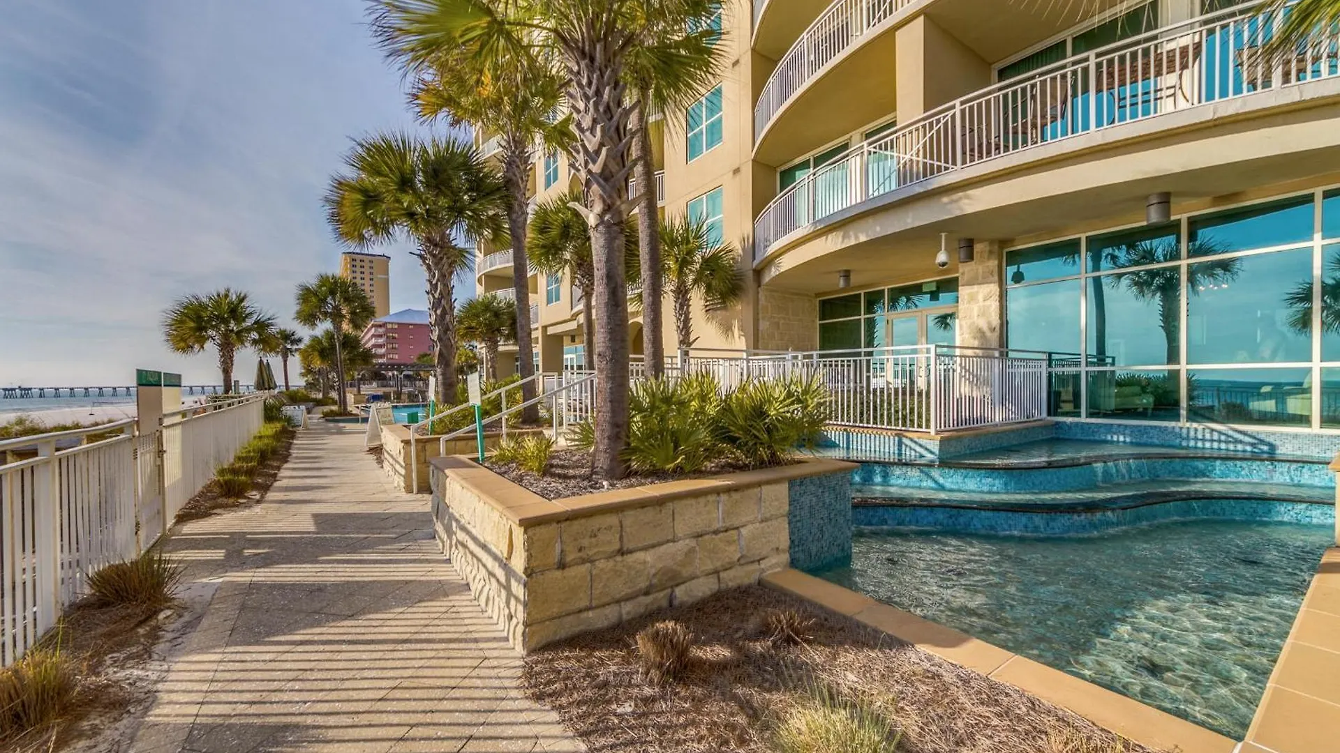 Aqua Resort 711 By Emerald Coast Retreats Panama City Beach Apartment