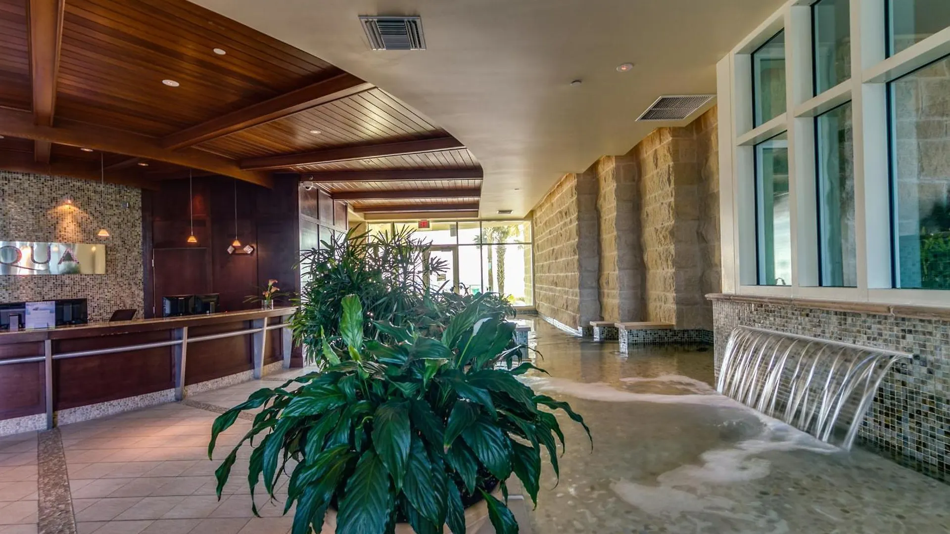 Apartment Aqua Resort 711 By Emerald Coast Retreats Panama City Beach