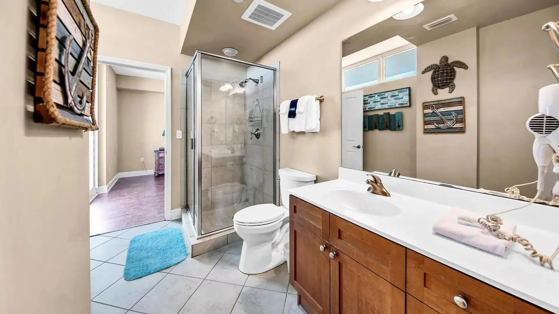 Aqua Resort 711 By Emerald Coast Retreats Panama City Beach 0*,  United States