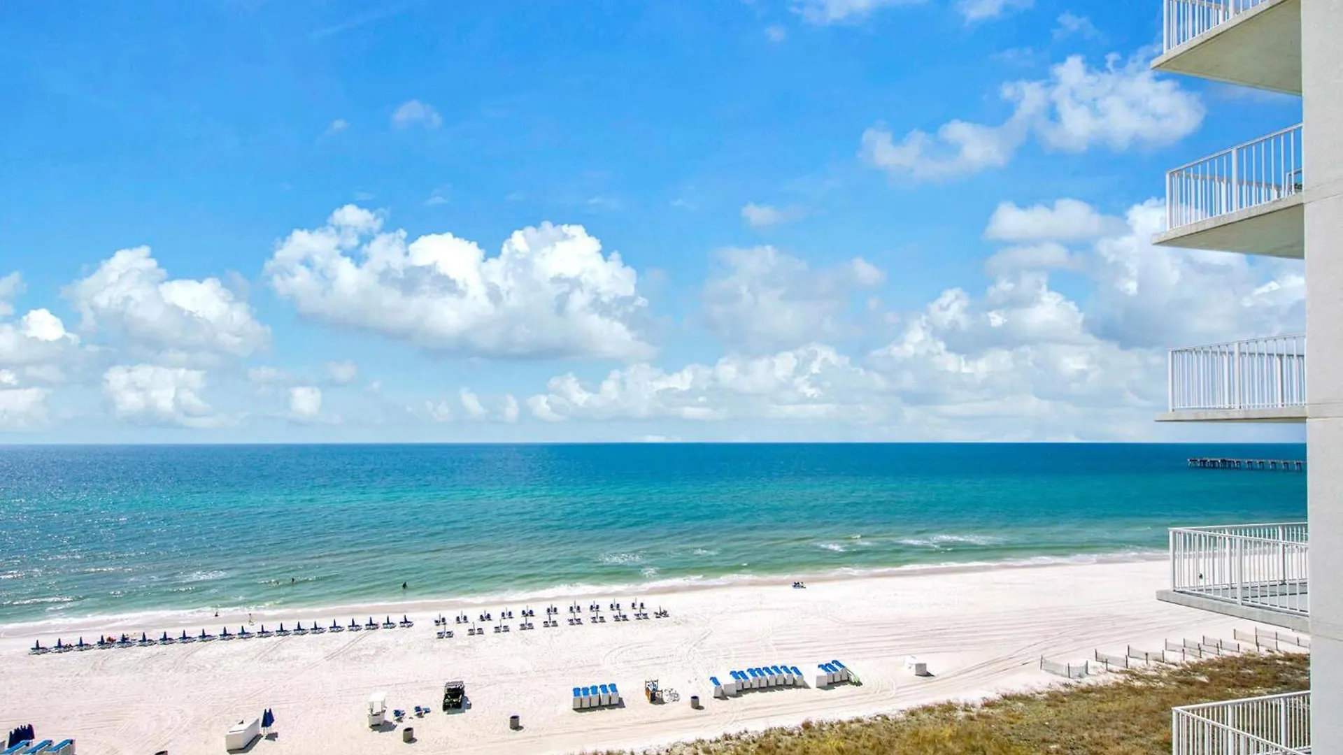 Aqua Resort 711 By Emerald Coast Retreats Panama City Beach