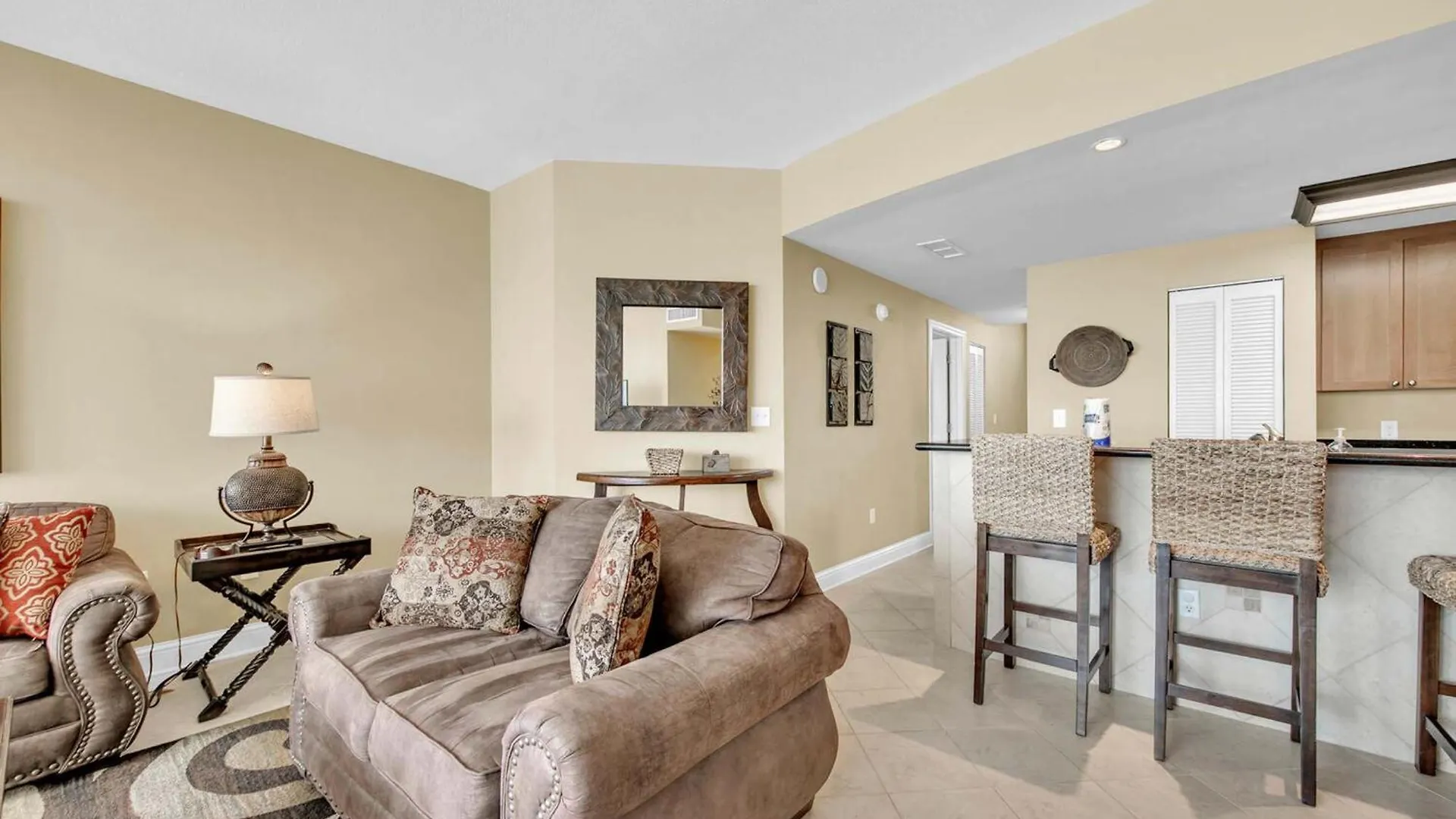 Apartment Aqua Resort 711 By Emerald Coast Retreats Panama City Beach