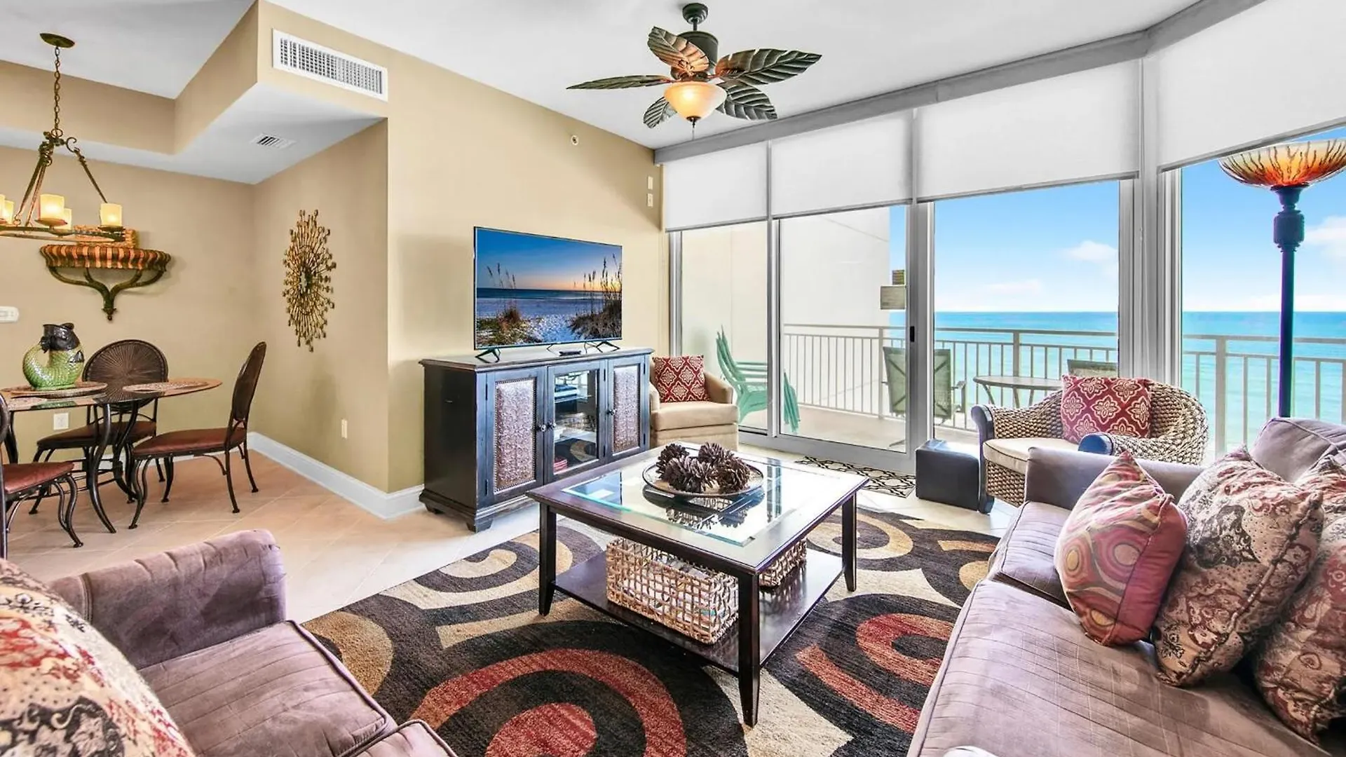Aqua Resort 711 By Emerald Coast Retreats Panama City Beach